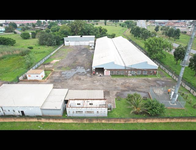 2,750M² FACTORY TO LET IN ALRODE